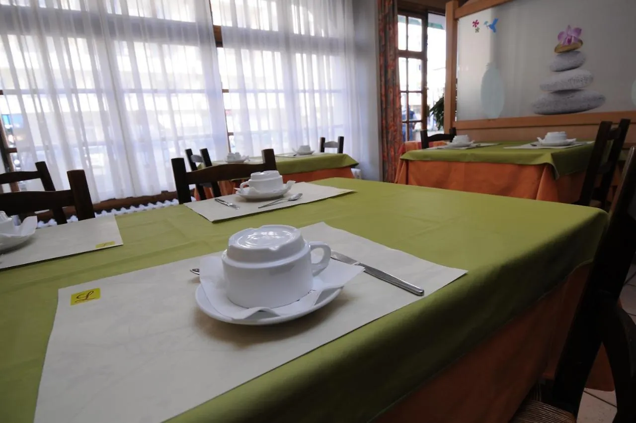 Logis - Hotel Restaurant Bellevue Annecy